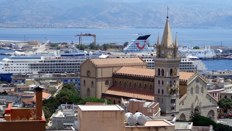 Capoluoghi Siciliani Messina Sicilia Notizie Turismo Itinerari Struture Ricettive Sicilytourist Com Il Turismo In Sicilia